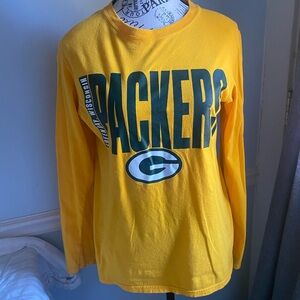 Green Bay Packers long sleeve 💛💚